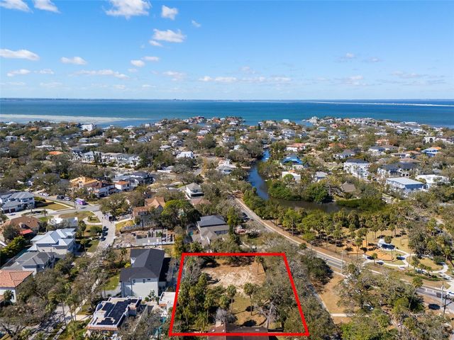 4628 W BAY TO BAY BOULEVARD, Tampa, FL 33629