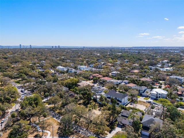 4628 W BAY TO BAY BOULEVARD, Tampa, FL 33629