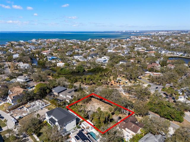 4628 W BAY TO BAY BOULEVARD, Tampa, FL 33629