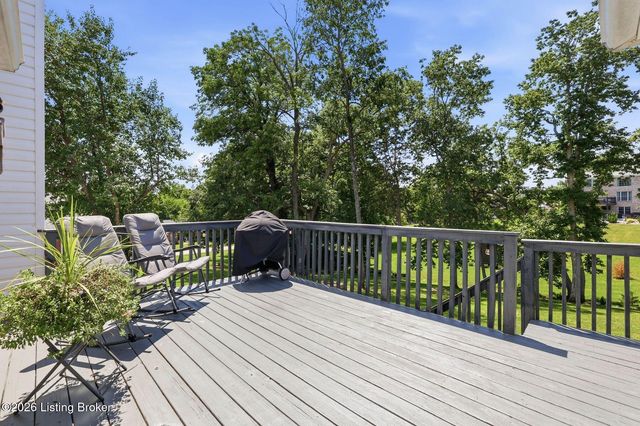 242 Kingswood Ct, Taylorsville, KY 40071