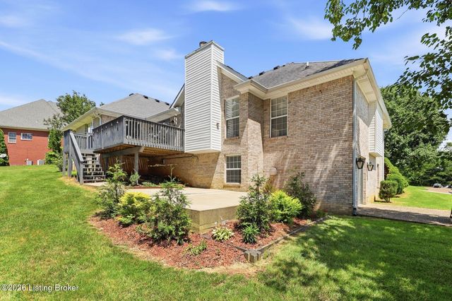 242 Kingswood Ct, Taylorsville, KY 40071