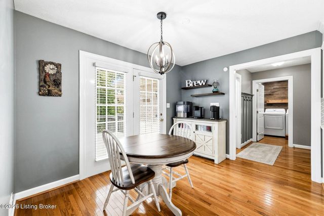 242 Kingswood Ct, Taylorsville, KY 40071