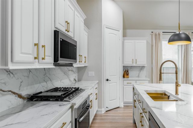 27326 Symphony Creek Lane, Fulshear, TX 77441