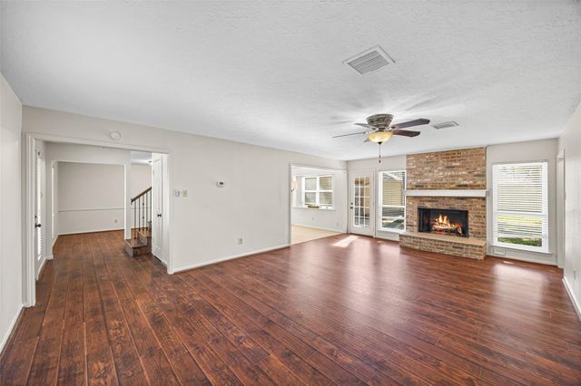 11904 N Blackjack Oak Circle, The Woodlands, TX 77380