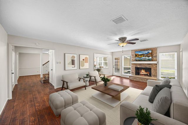 11904 N Blackjack Oak Circle, The Woodlands, TX 77380