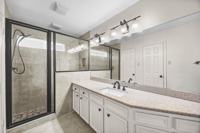 11904 N Blackjack Oak Circle, The Woodlands, TX 77380