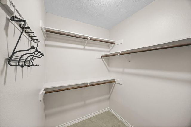 11904 N Blackjack Oak Circle, The Woodlands, TX 77380