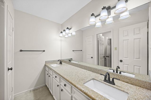 11904 N Blackjack Oak Circle, The Woodlands, TX 77380