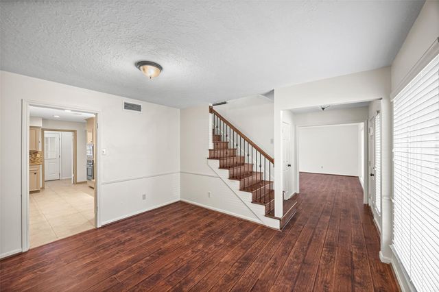 11904 N Blackjack Oak Circle, The Woodlands, TX 77380