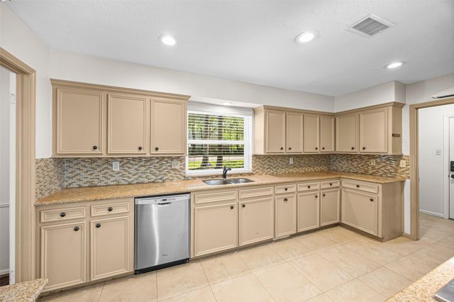 11904 N Blackjack Oak Circle, The Woodlands, TX 77380