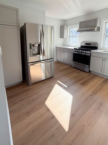 122 Florence St 2, Boston, MA 02131