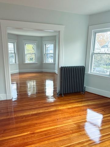 122 Florence St 2, Boston, MA 02131