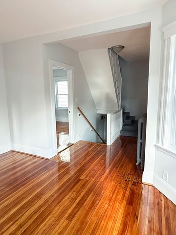 122 Florence St 2, Boston, MA 02131