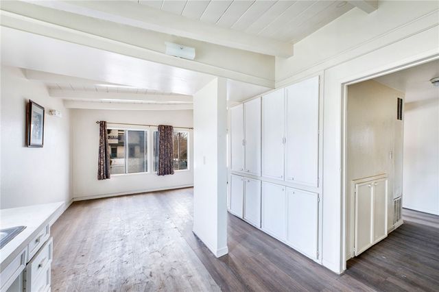 254 W 83rd Street, Los Angeles, CA 90003