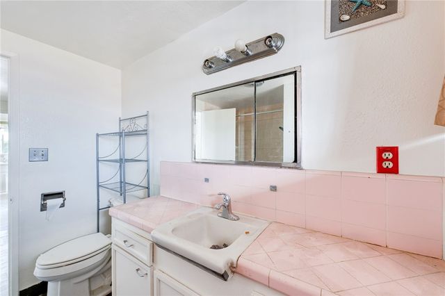 254 W 83rd Street, Los Angeles, CA 90003