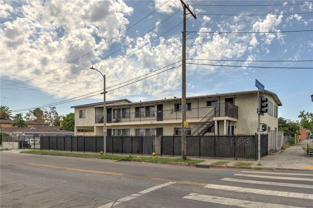 254 W 83rd Street, Los Angeles, CA 90003
