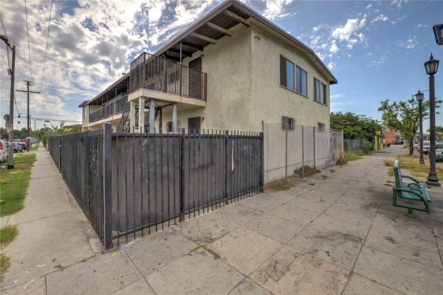 254 W 83rd Street, Los Angeles, CA 90003