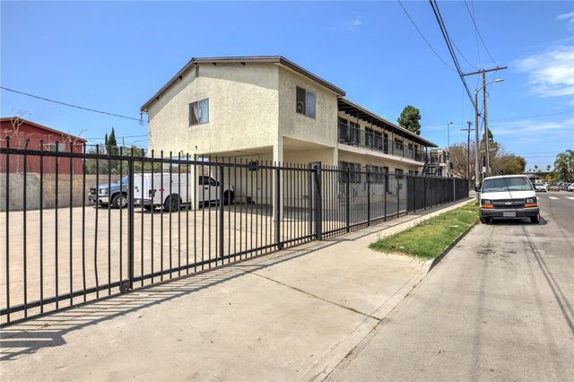 254 W 83rd Street, Los Angeles, CA 90003