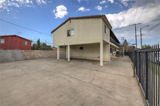 254 W 83rd Street, Los Angeles, CA 90003