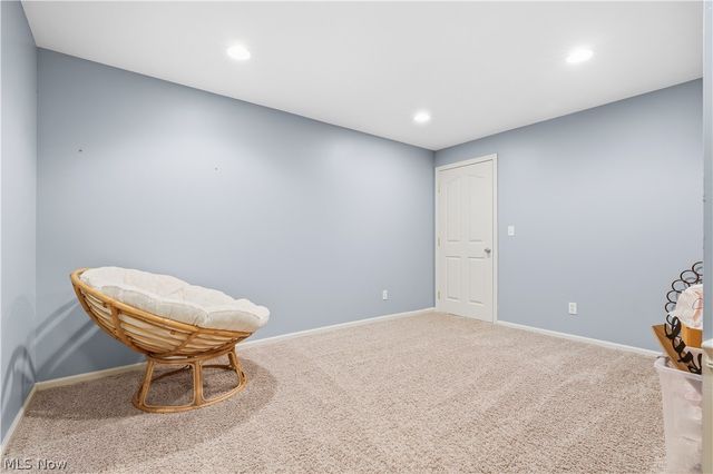 27212 Perry Circle, Olmsted Twp, OH 44138