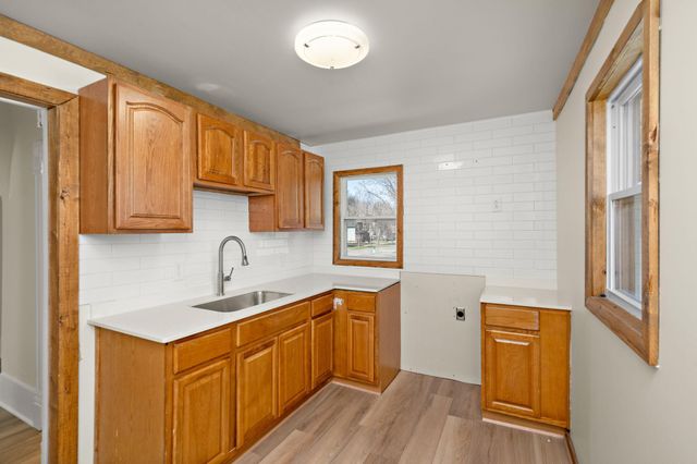 805 4th Street SW, Willmar, MN 56201