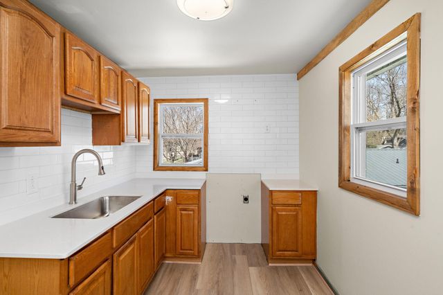 805 4th Street SW, Willmar, MN 56201