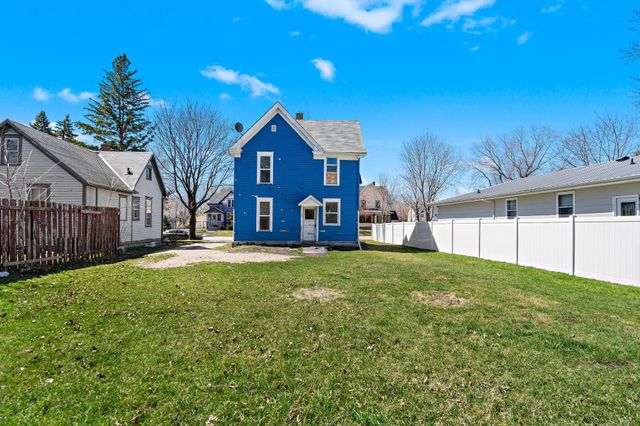805 4th Street SW, Willmar, MN 56201