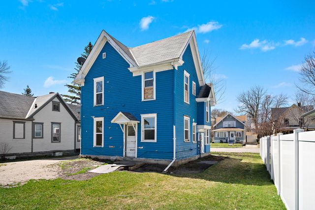 805 4th Street SW, Willmar, MN 56201