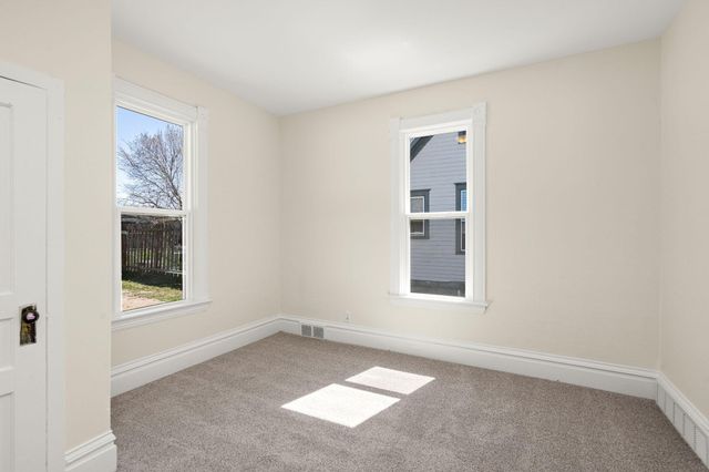 805 4th Street SW, Willmar, MN 56201