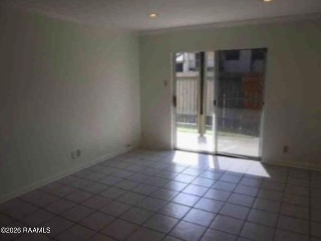 220 Doucet Road 111b, Lafayette, LA 70503