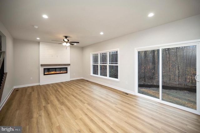 9388 HOMESTEAD PL, King George, VA 22485