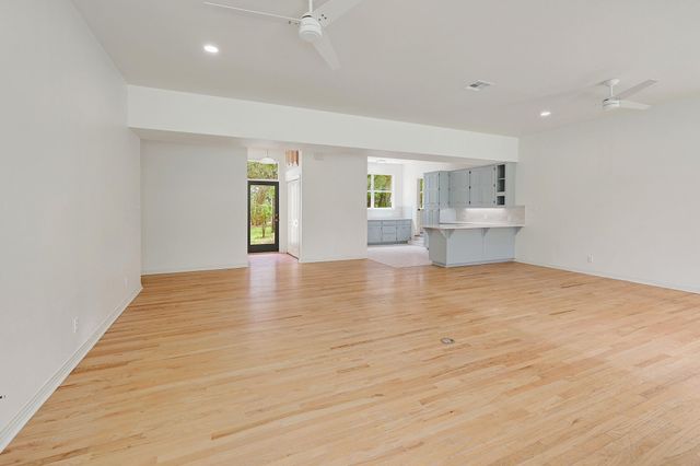 1700 Patterson RD, Austin, TX 78733