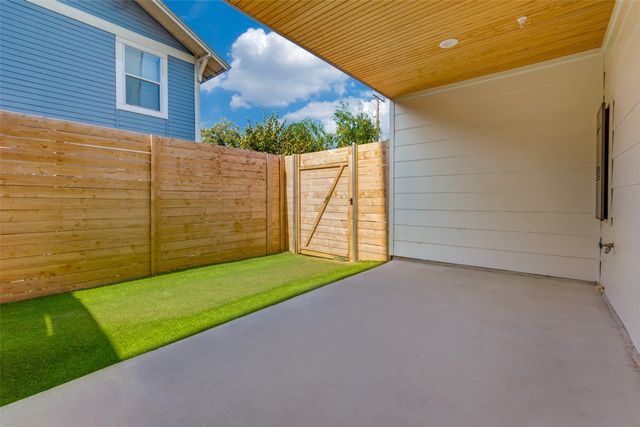 4718 Bryan Street 204, Dallas, TX 75204