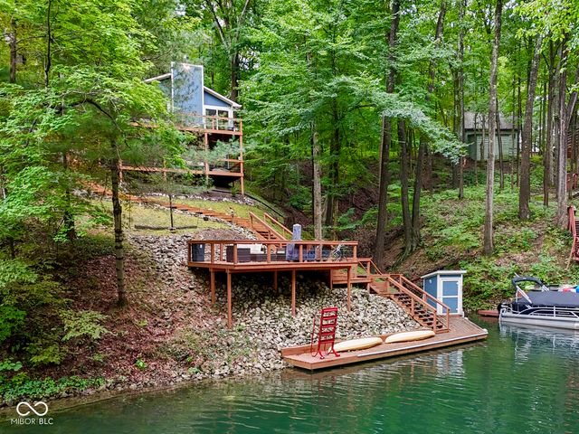 7210 Halibut Drive, Nineveh, IN 46164