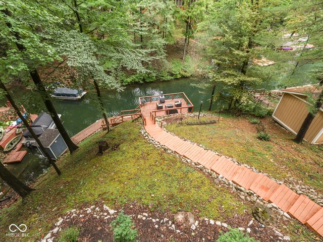 7210 Halibut Drive, Nineveh, IN 46164