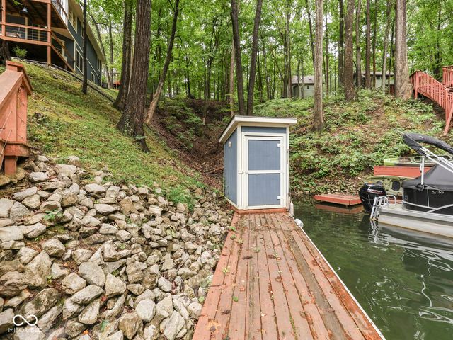 7210 Halibut Drive, Nineveh, IN 46164