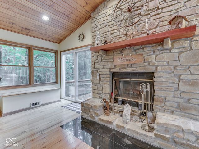 7210 Halibut Drive, Nineveh, IN 46164