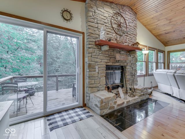 7210 Halibut Drive, Nineveh, IN 46164