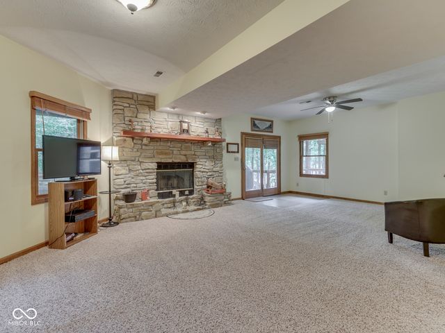7210 Halibut Drive, Nineveh, IN 46164