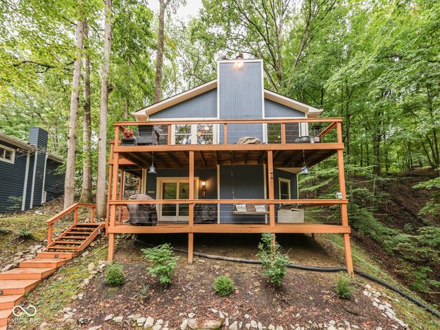 7210 Halibut Drive, Nineveh, IN 46164