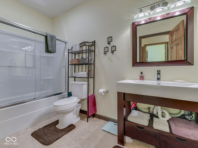 7210 Halibut Drive, Nineveh, IN 46164