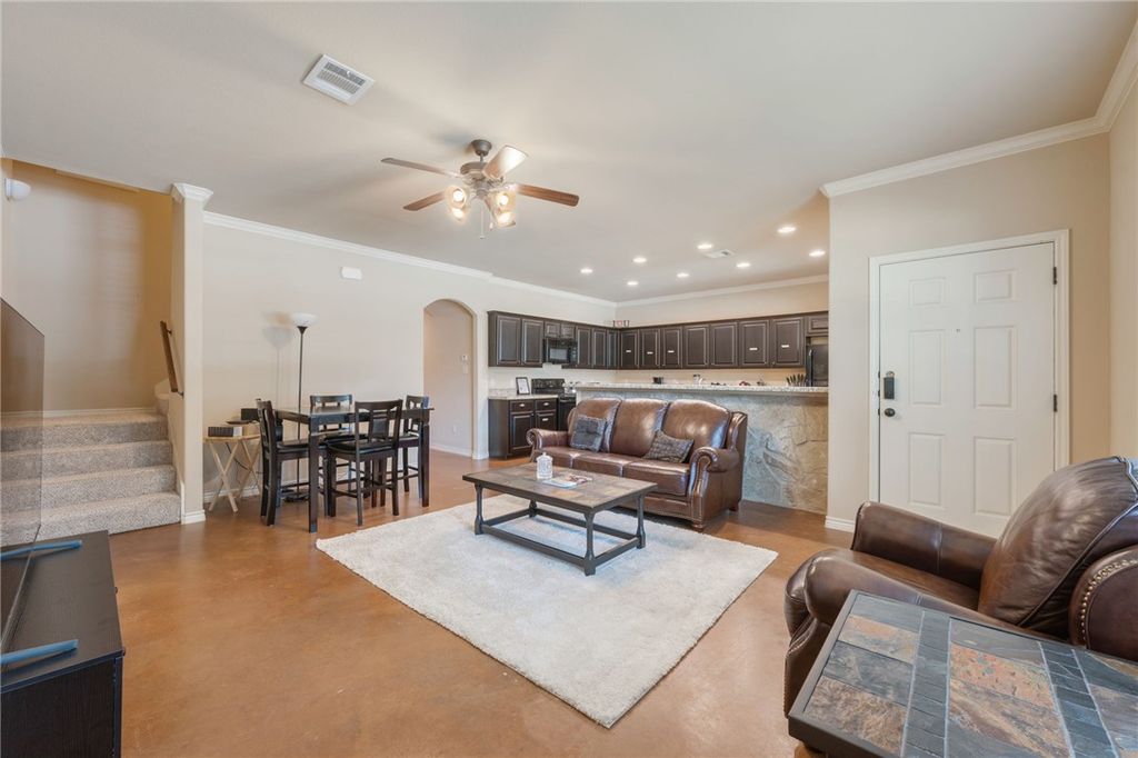 125 Armored Avenue, College Station, TX 77845 — photo 2