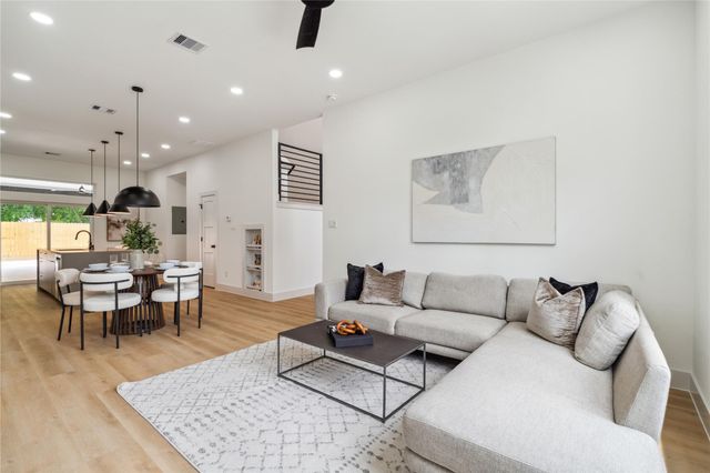 3415 Stonewall Street, Houston, TX 77020