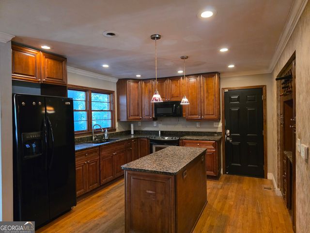 5933 Old Stone Mountain Road, Stone Mountain, GA 30087