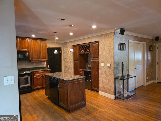 5933 Old Stone Mountain Road, Stone Mountain, GA 30087