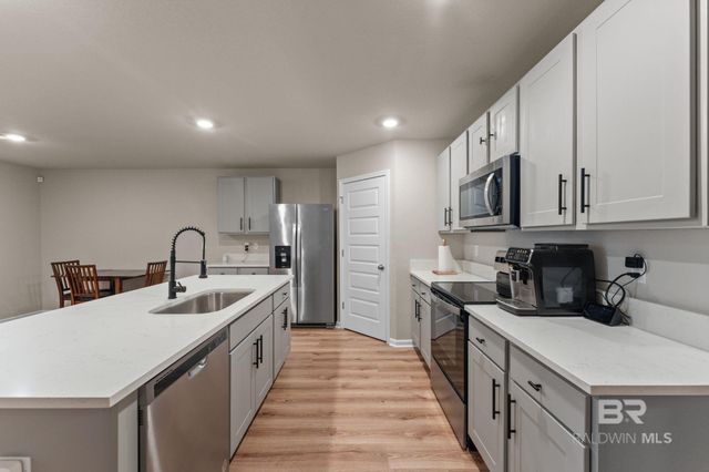 225 Burnston Way, Foley, AL 36535