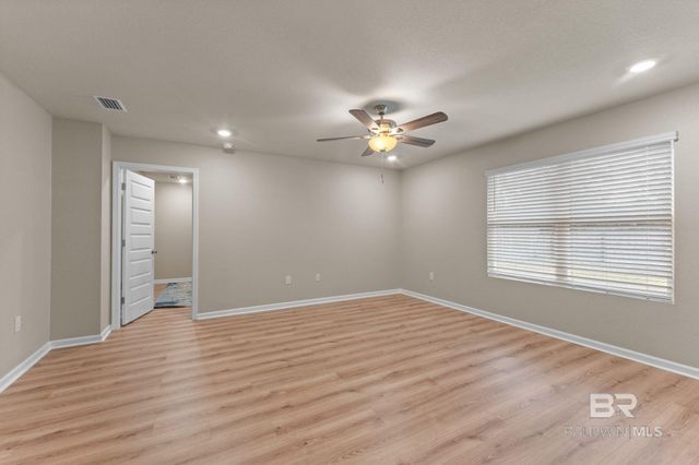 225 Burnston Way, Foley, AL 36535