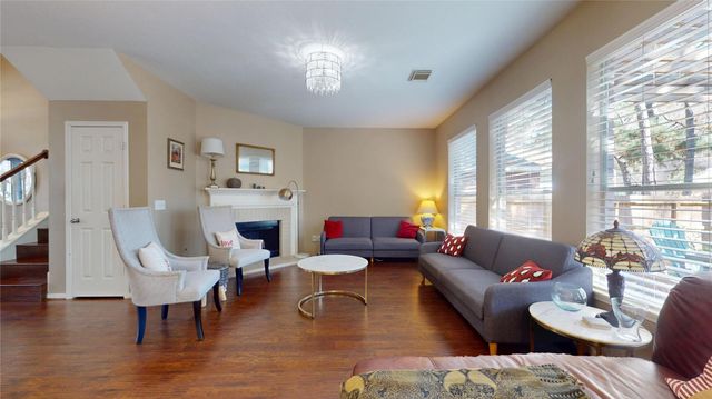 14 Willow Point Place, The Woodlands, TX 77382