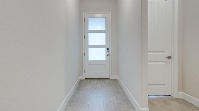 935 Talus Way S, Madera, CA 93636