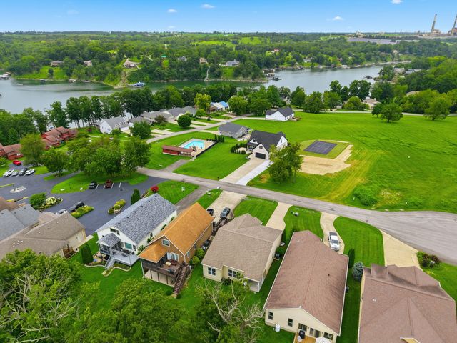 370 Persimmon Way, Harrodsburg, KY 40330